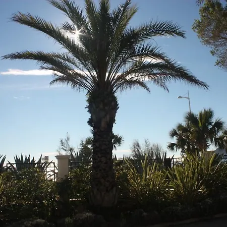 Royal Beach Апартаменты *